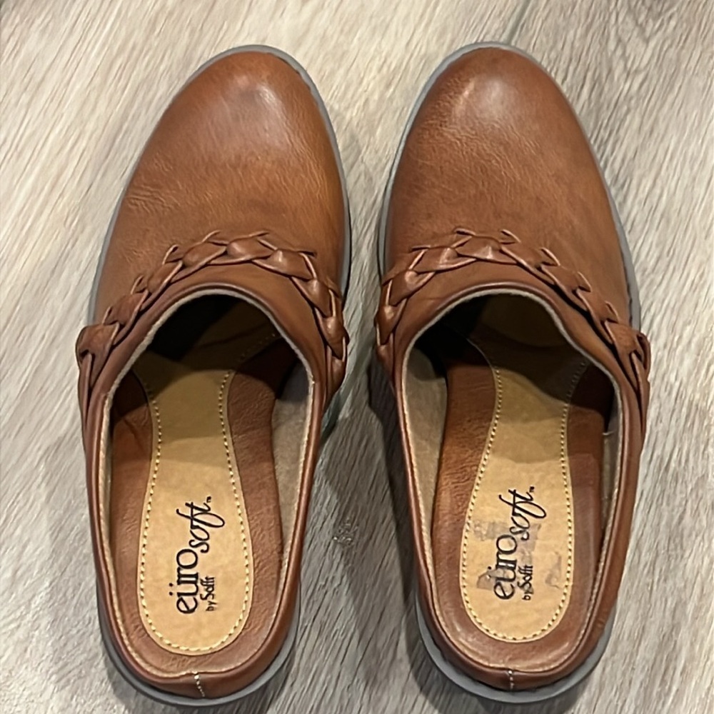 Euro Soft by Sofft Light Brown Leather Mules Braided Detail Size 6M - Picture 11 of 14